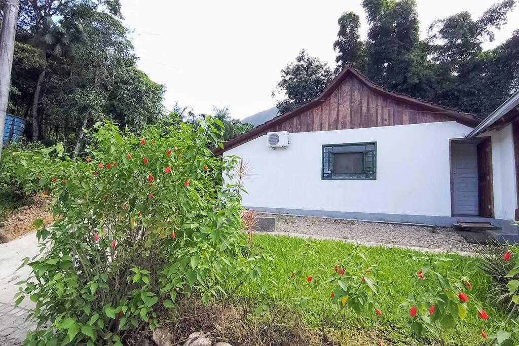 Villa Refugio Morro Da Tromba Joinville Exterior foto
